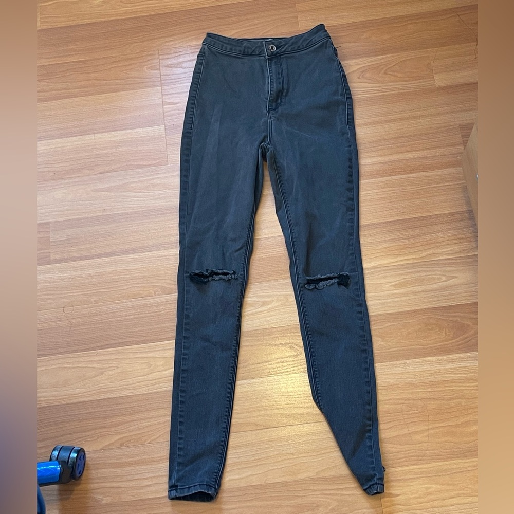 Misguided High Waisted Long Ripped Jean Legging | Size US 4L